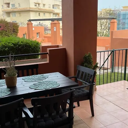 Hanami La Fragata Garden 2 *