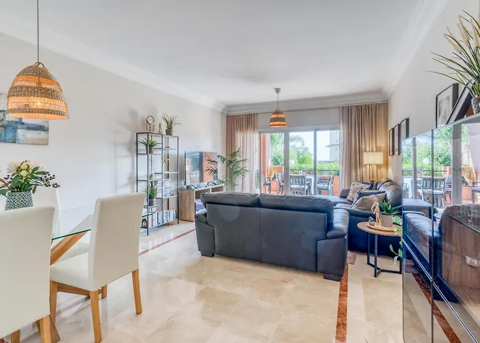 Hanami La Fragata Garden 2 * Estepona