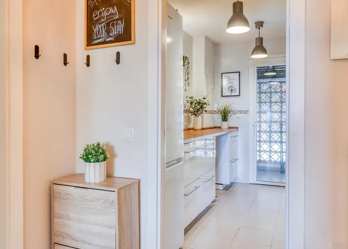 Apartamento Hanami La Fragata Garden 2