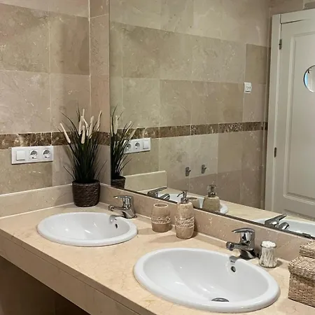 Appartement Hanami La Fragata Garden 2